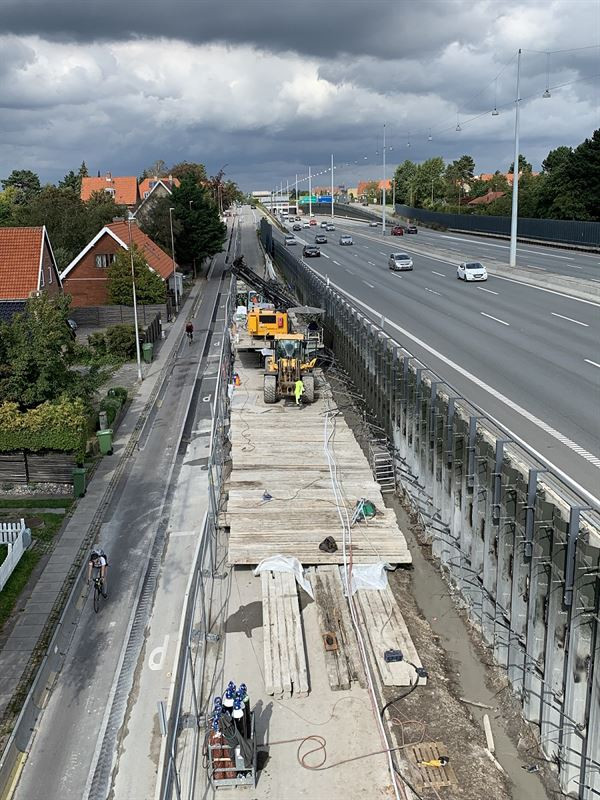 Lyngbyvejen åbnet for bilisterne efter renovering.