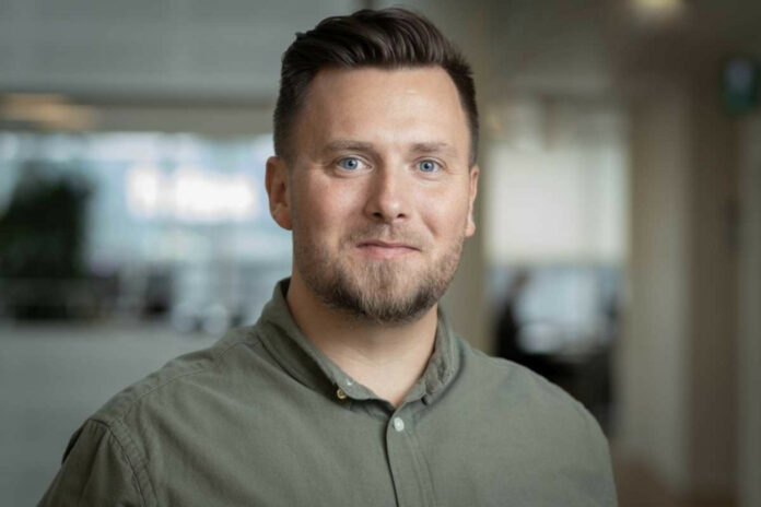 Rasmus Reinhold, salgschef hos Lemvigh-Müller med ansvar for salg af belysning til installationsvirksomheder og projekter. Foto: PR.